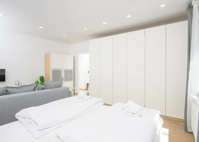 Hideaway Favoriten Apartamento *